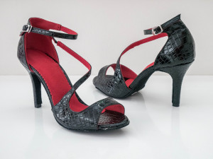 shoes black heel 8 (13 of 1)